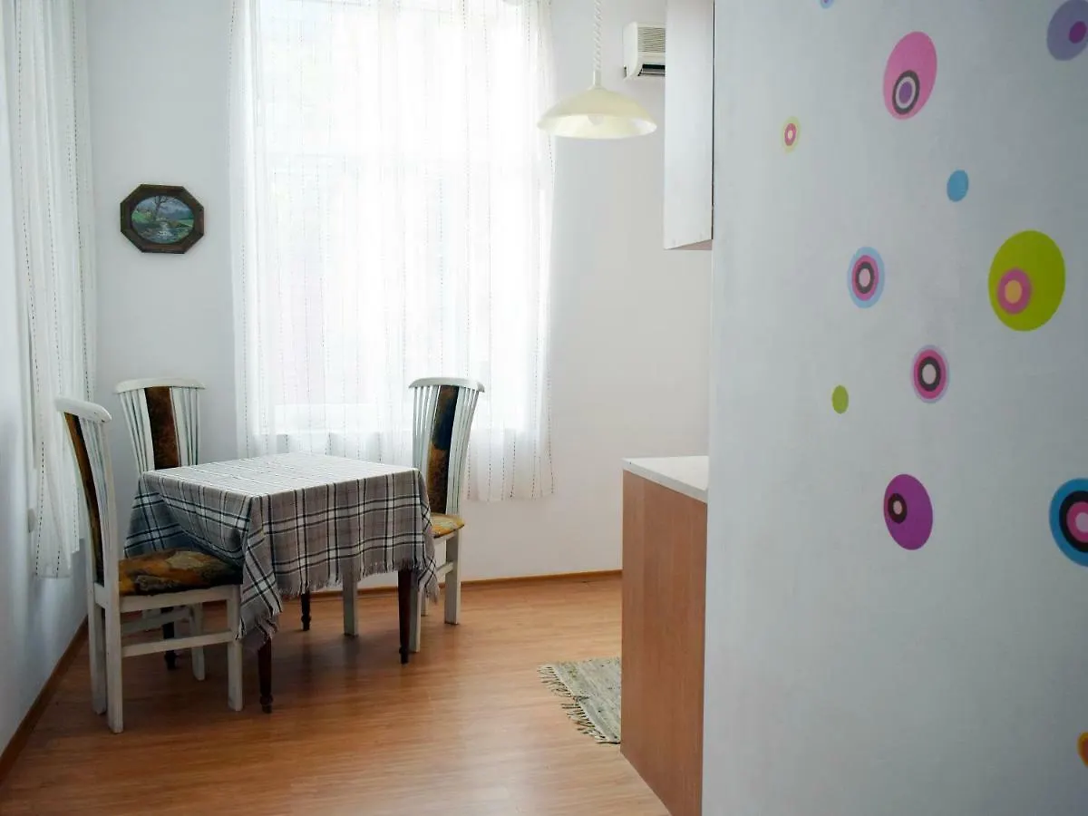Sea Garden Apartment Burgas